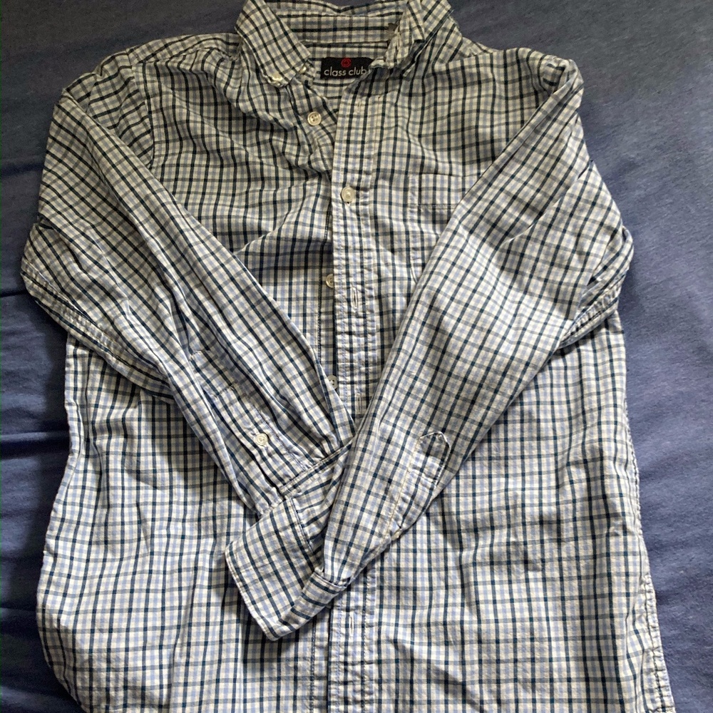 Class Club Long Sleeve Button Down Dress Shirt
